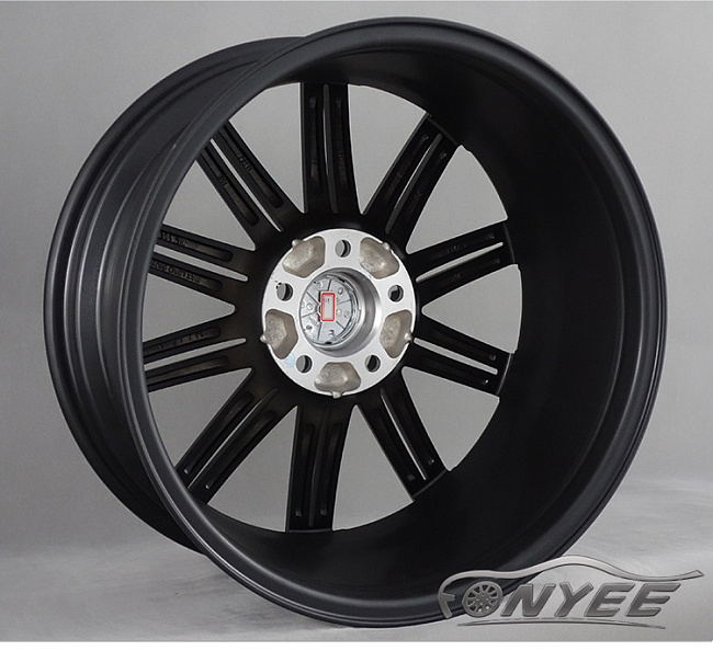 картинка Новые диски Vossen CV4 Replica R18 5X114,3 ET35 J8 черный мат серебро магазин  StreetTuning 