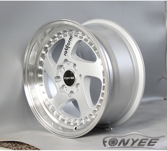 картинка Новые диски Rotiform TMB Flat R17 4х100/114,3 ET30 J8 серебро + полированная полка магазин  StreetTuning 