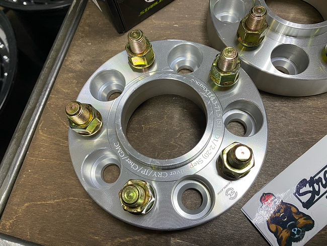 картинка Проставка Starleks 30 мм 5x114.3 цо 71.5 шпилечная 1/2-20 магазин  StreetTuning 