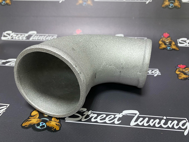 картинка Отвод алюминиевый приварной 90 гр 63 - 76 мм магазин  StreetTuning 