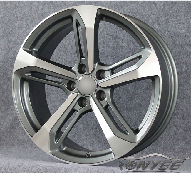 картинка Новые диски Audi RS 7 R18 5x112 ET35 J8 серый + серебро магазин  StreetTuning 