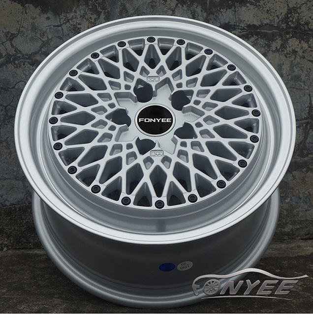 картинка Новые диски Fonyee 497 R15 5x100 ET35 J7,5 серебро магазин  StreetTuning 