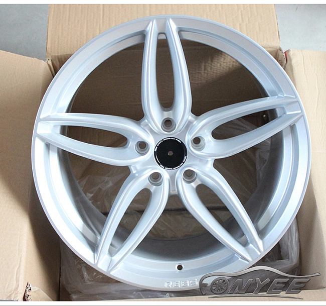 картинка Новые диски Rebs R19 5х114,3 J9,5 ET45 серебро магазин  StreetTuning 