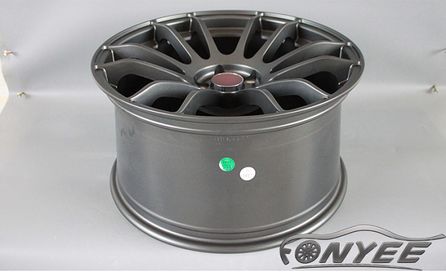 картинка Новые диски RAYS Gram Lights 57 Xtreme R18 5X114,3 ET38 J9,5 серый мат магазин  StreetTuning 