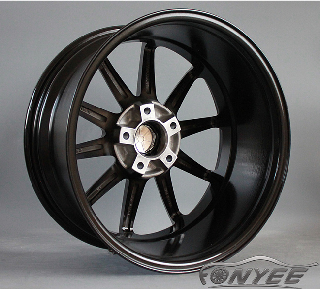 картинка Новые диски Vossen VFS1 Replica R18 5X120 ET35 J9,5 черный глянец + серебро магазин  StreetTuning 
