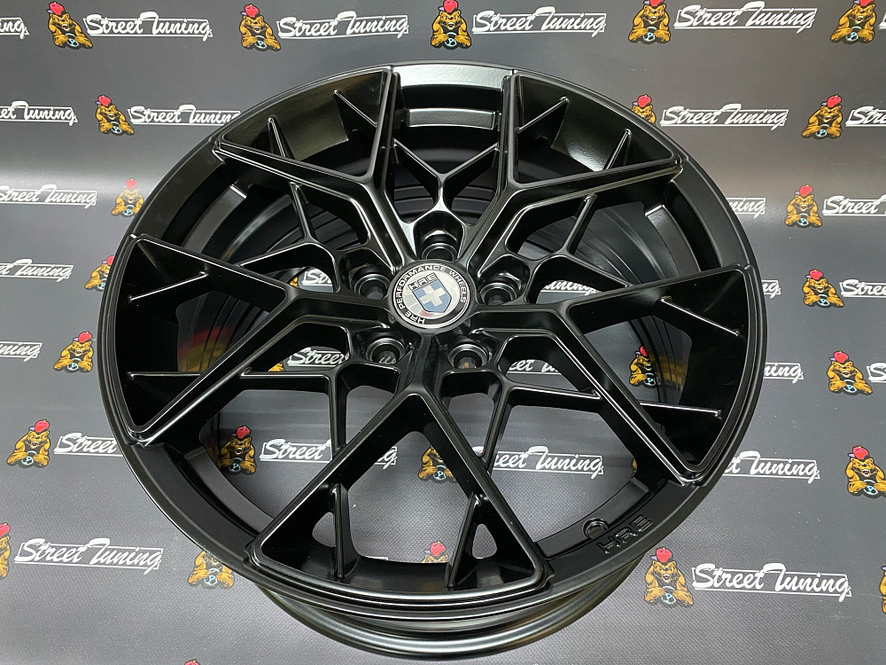 картинка Новые диски HRE FF10 R17 J7.5 ET35 5x108 Black Mat от магазина  StreetTuning