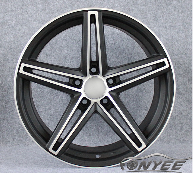 картинка Новые диски Vossen CV5 Replica R18 5X114,3 ET35 J8,5 черный мат + серебро магазин  StreetTuning 