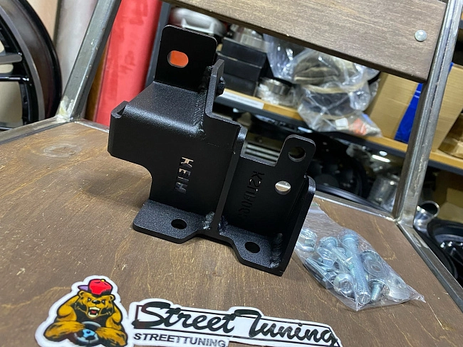 картинка Упор ГТЦ Subaru Legacy 2005-2007 без VDC магазин  StreetTuning 