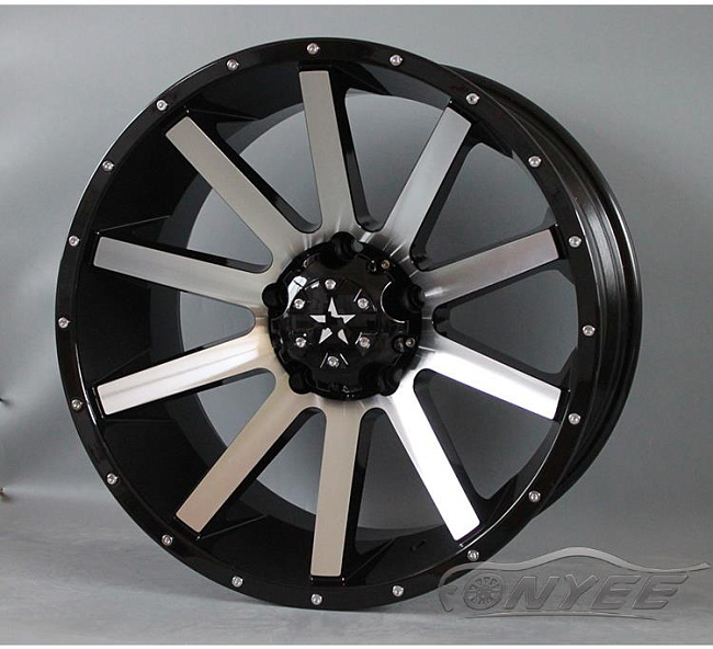 картинка Новые диски XD818 R20 6X139,7 ET-12 J10 черный глянец + серебро магазин  StreetTuning 