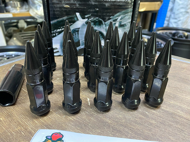 картинка Комплект гаек пики (пули) Starleks, 1/2, цвет черный, 20 шт. магазин  StreetTuning 