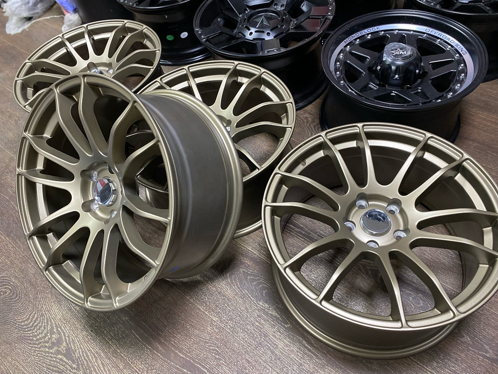 картинка Новые диски RAYS Gram Lights 57 Xtreme R18 5X114,3 ET33 J8,5 бронза матовая от магазина  StreetTuning