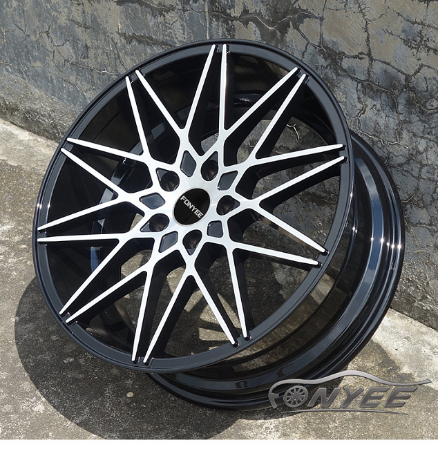 картинка Новые диски Fonyee модель 7 R19 5x114,3 ET35 J8,5 черные + серебро магазин  StreetTuning 