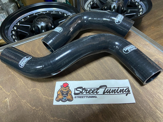 картинка Патрубки радиатора Samco Sport для Subaru Forester SG 02-08 атмо черные магазин  StreetTuning 