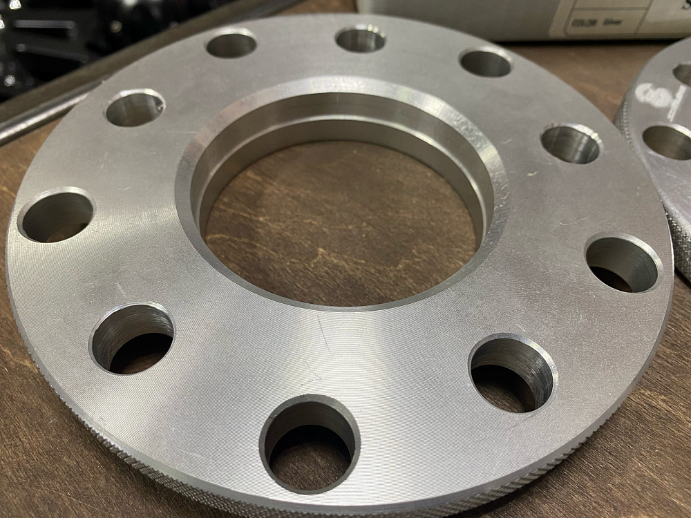 картинка Проставка Starleks 12.4 мм 5x120/130  цо 72,6 Silver от магазина  StreetTuning
