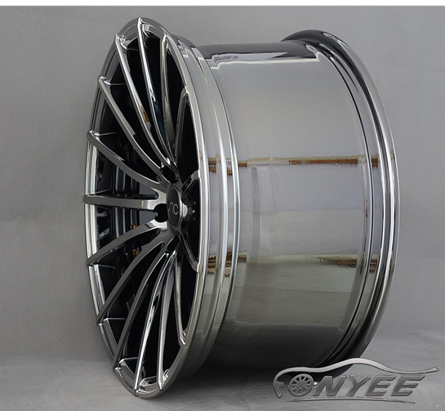 картинка Новые диски JNC 042 R20 5X114,3 ET38 J10 хром и черные глянцевые + золотистые болтики магазин  StreetTuning 