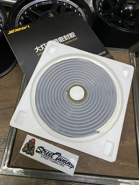 картинка Бутиловый герметик для стекол фар автомобиля Sanvi, серый, рулон магазин  StreetTuning 