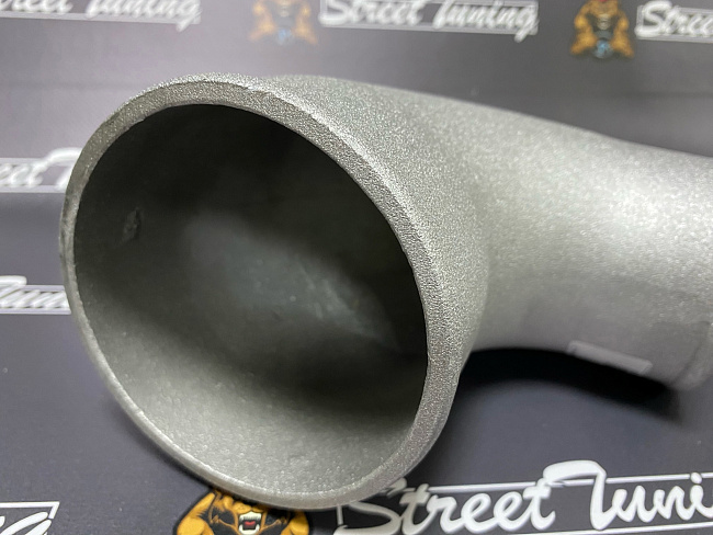 картинка Отвод алюминиевый приварной 90 гр 76 - 102 мм магазин  StreetTuning 