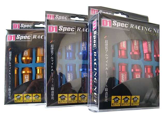 картинка Комплект гаек D1 Spec 52 мм, зеленые М12 х 1.25 магазин  StreetTuning 