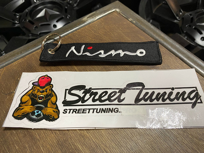 картинка Брелок для Ключей NISMO - тканевый магазин  StreetTuning 