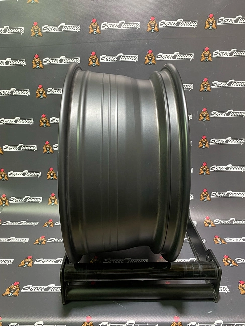 картинка Новые диски HRE DQ015 Flow Forming R18 J8 ET35 5X108 Black Mat магазин  StreetTuning 