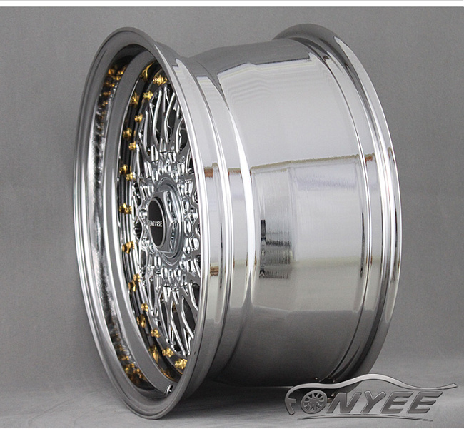 картинка Новые диски BBS RS R17 4X114,3/5X114,3 ET15 J10 хром серебро + золотистые болтики магазин  StreetTuning 