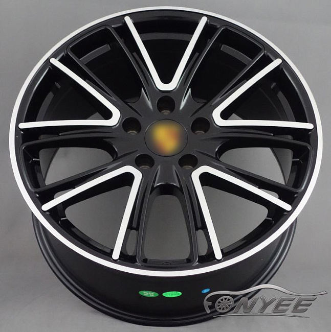 картинка Новые диски Porsche Exclusive Design Black R20 5X130 ET58 J9 черный глянец + серебро магазин  StreetTuning 