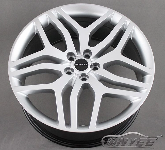 картинка Новые диски Range Rover Evoque Wheels R22 5x120 ET48 J9,5 серебро магазин  StreetTuning 