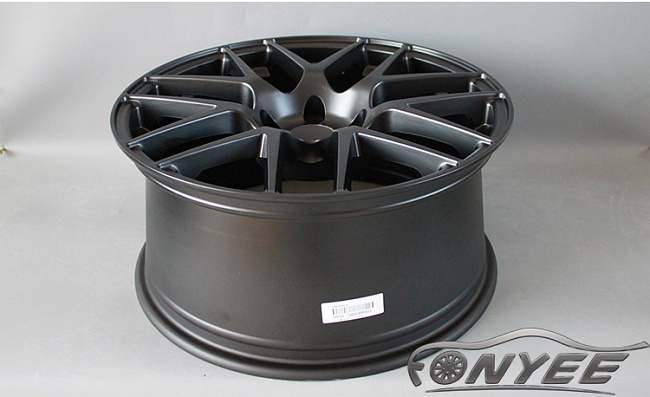 картинка Новые диски HRE P40SC Replika R18 5X112 ET38 J8,5, черные магазин  StreetTuning 