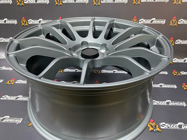 картинка Новые диски RAYS Gram Lights 57 Xtreme R18 J8.5 ET33 5x114.3 Gunmetal магазин  StreetTuning 