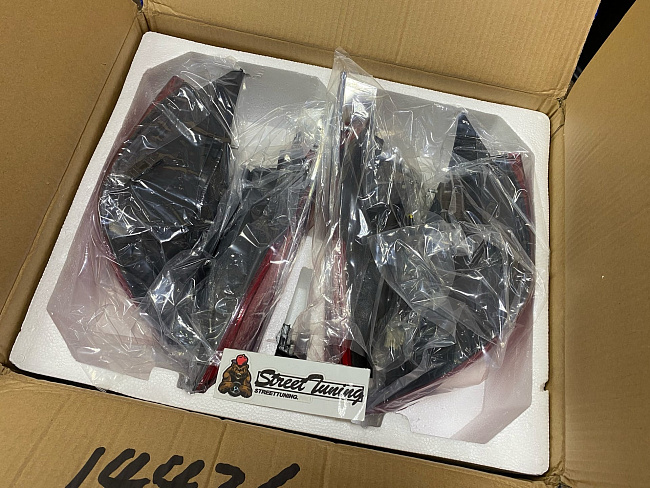 картинка Задние фары VLAND для Toyota Camry 55 2014-2017 магазин  StreetTuning 