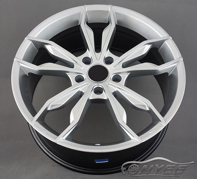 картинка Новые диски BMW 436 R19 5x120 ET35 J8,5 серебро магазин  StreetTuning 