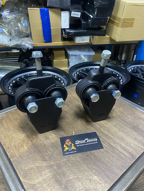 картинка Опоры ДВС(GRFSE) Lexus GS,IS, Toyota Crown,Mark X магазин  StreetTuning 