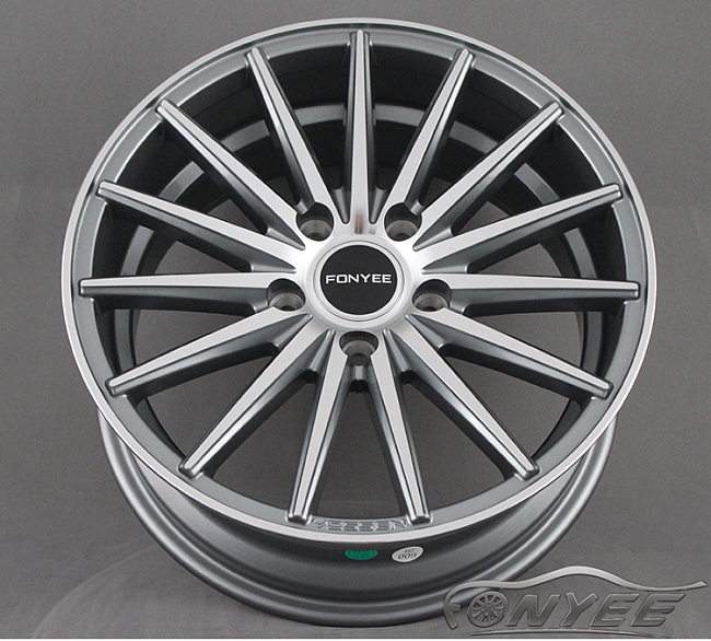 картинка Новые диски Vossen VFS2 Replica R16 5X114,3 ET40 J7 серый + серебро магазин  StreetTuning 
