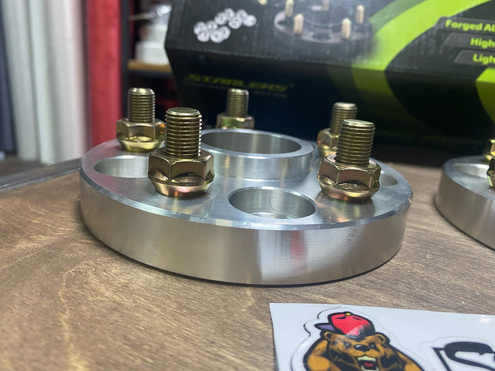 картинка Проставка Starleks 20 мм 5x100 12x1.25 цо 56,1 - РФ от магазина  StreetTuning