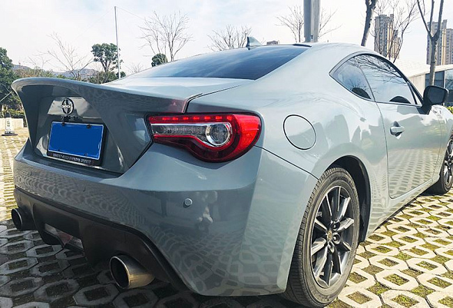 картинка Задние светодиодные фонари для Toyota GT 86 2012-2016 магазин  StreetTuning 
