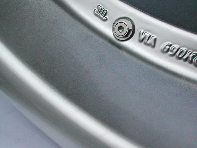 картинка Скрытые ниппели (вентили) для колес, к-т 4 шт, цвет золотой магазин  StreetTuning 