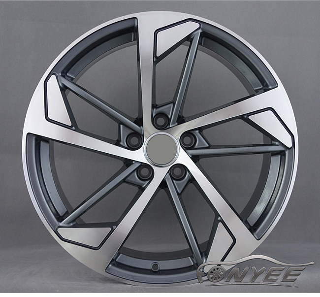 картинка Новые диски Audi style 139 R19 5x112 ET35 J8,5 серый + серебро магазин  StreetTuning 