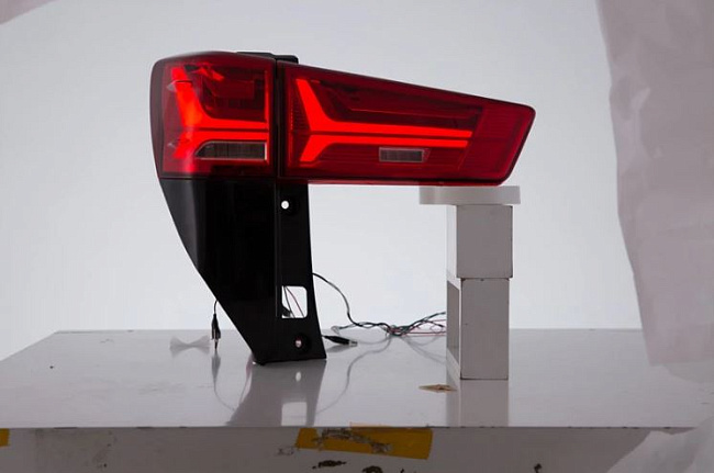 картинка Задние светодиодные фонари для TOYOTA INNOVA CRYSTA 2016-UP магазин  StreetTuning 