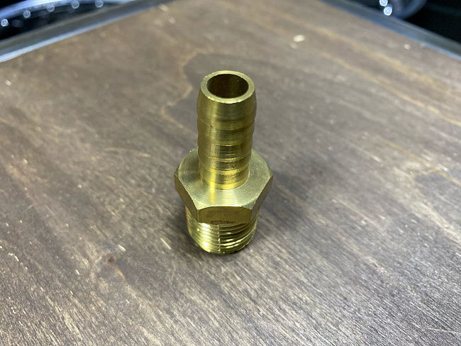 картинка Фитинг-штуцер под шланг 12 мм - резьба m21 латунь магазин  StreetTuning 