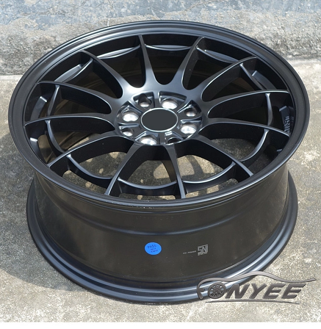картинка Новые диски Enkei NT03-M R17 4x100-4x114,3 ET40 J7,5 черный мат магазин  StreetTuning 