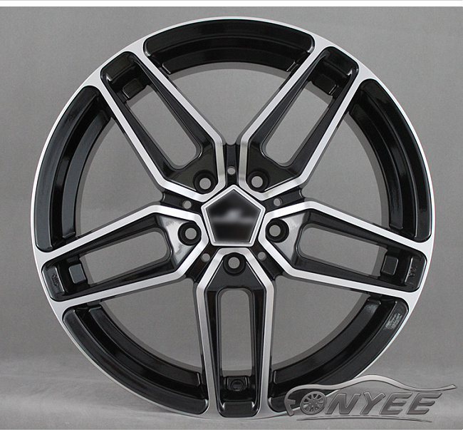 картинка Новые диски AC Schnitzer Type VIII R18 5X114,3 ET45 J8 черный + серебро магазин  StreetTuning 