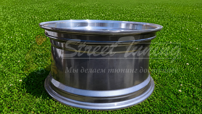 картинка Новые диски BBS LM R17 J8.5 ET30 4x100/4x114.3 графит+ серебро магазин  StreetTuning 