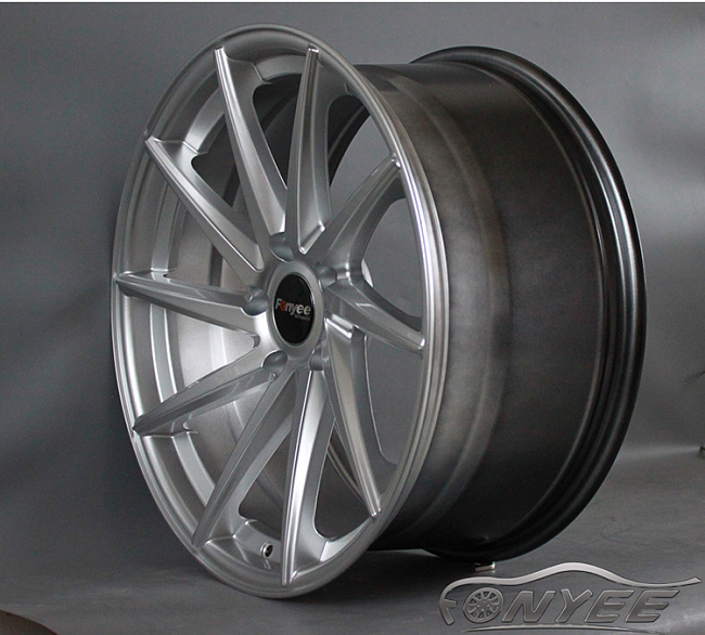 картинка Новые диски Vossen CVT-R Replica R19 5X120 ET35 J10 серебро + черный магазин  StreetTuning 