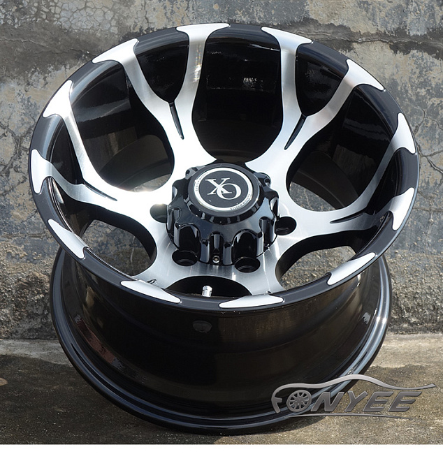 картинка Новые диски XO wheels R15 J8,5 ET-32 6x139,7 черный глянец + серебро магазин  StreetTuning 