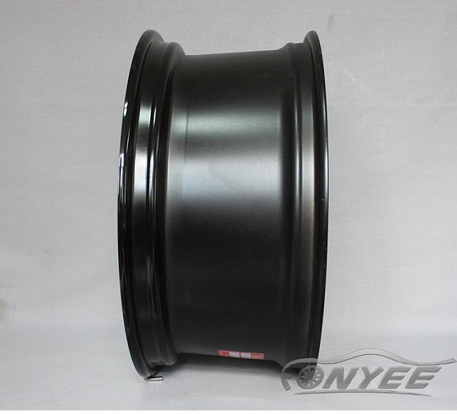 картинка Новые диски Styluz M575 R19 5х114,3 ET38 J9,5 черный мат + серебро магазин  StreetTuning 