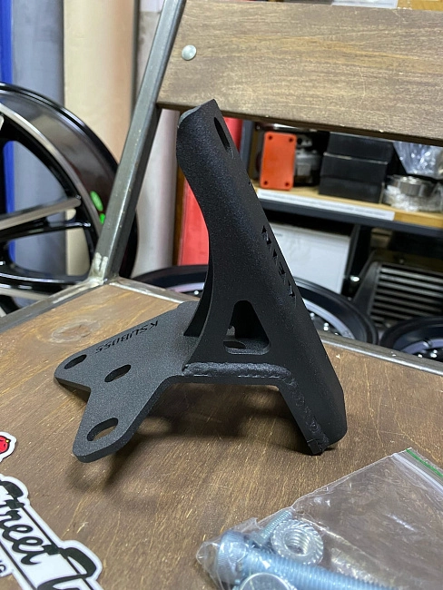 картинка Упор ГТЦ Subaru Impreza GG/GD , Forester SG с правым рулем, черный магазин  StreetTuning 