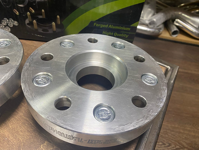 картинка Проставка Starleks 25 мм 5x127 14x1.5 цо 71.5 - РФ магазин  StreetTuning 