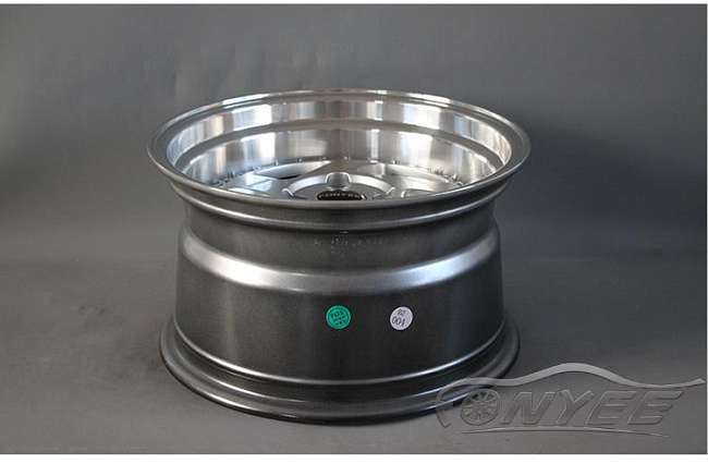 картинка Новые диски Rotiform TMB Flat R15 4х100 ET17 J8,5 серебро + полированная полка магазин  StreetTuning 