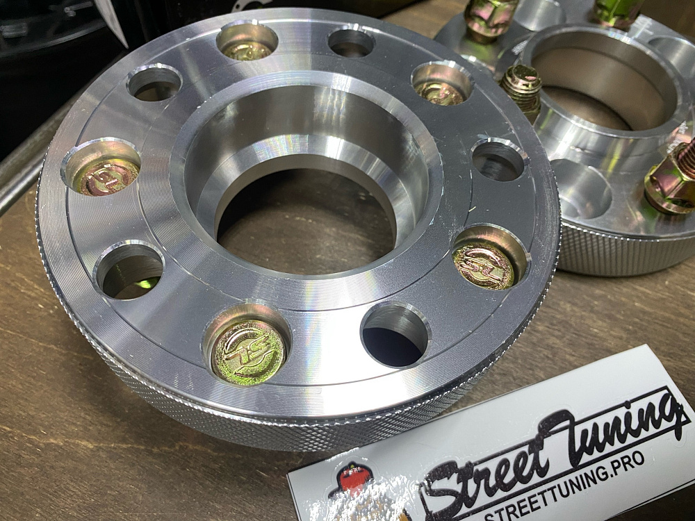 картинка Проставка Starleks 30 мм 5x115 14x1.5 цо 71,6 от магазина  StreetTuning