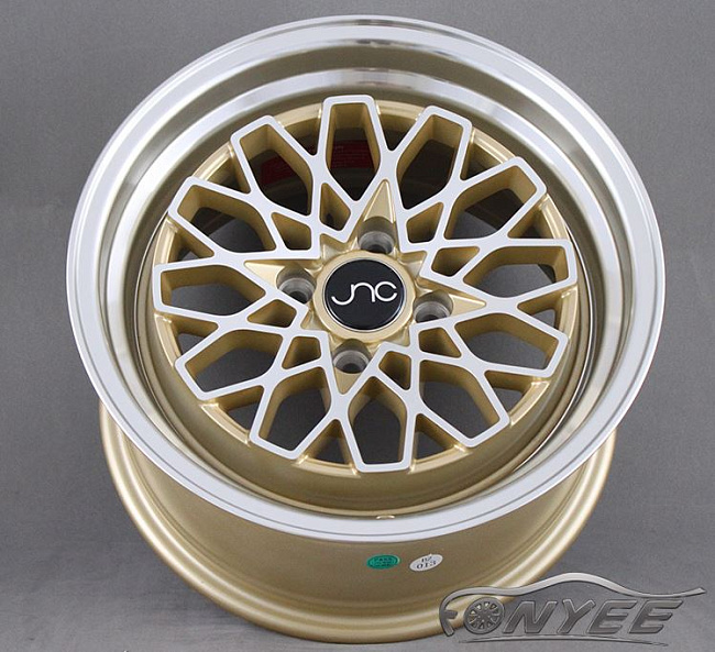 картинка Новые диски Avid.1 895 R15 4x100 ET25 J8 золото + серебро магазин  StreetTuning 